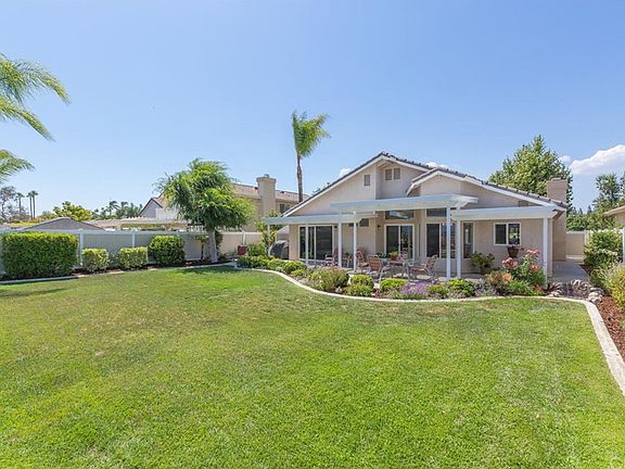3rd image of 39734 Cedarwood Dr