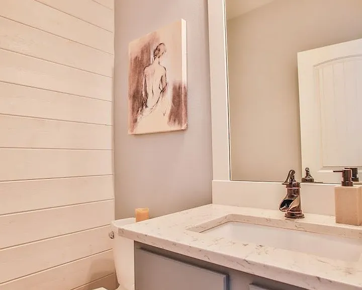 1404 Portside Ct — Photo 17