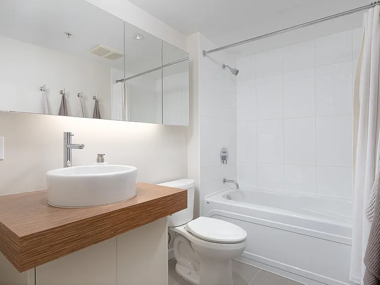 168 Powell St #601 — Photo 14