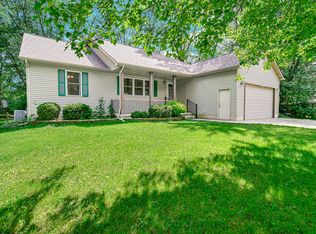 953 Portage Ave, Porter, IN 46304