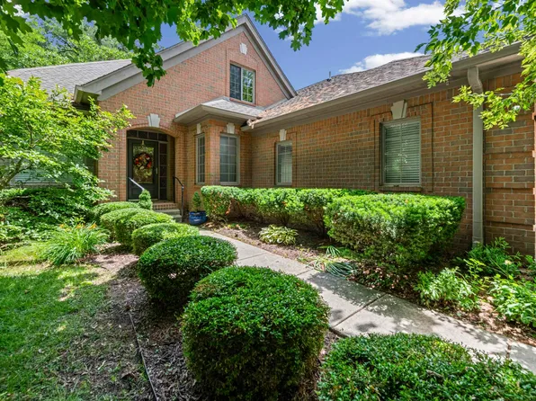 50804 Redwood Ln, New Baltimore, MI 48047