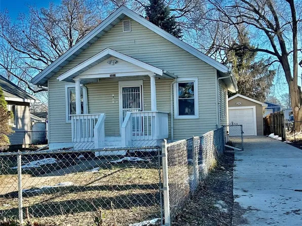 1411 Idaho St, Des Moines, IA 50316