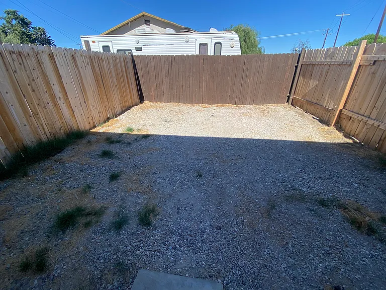 116 Wetherley Dr — Photo 17