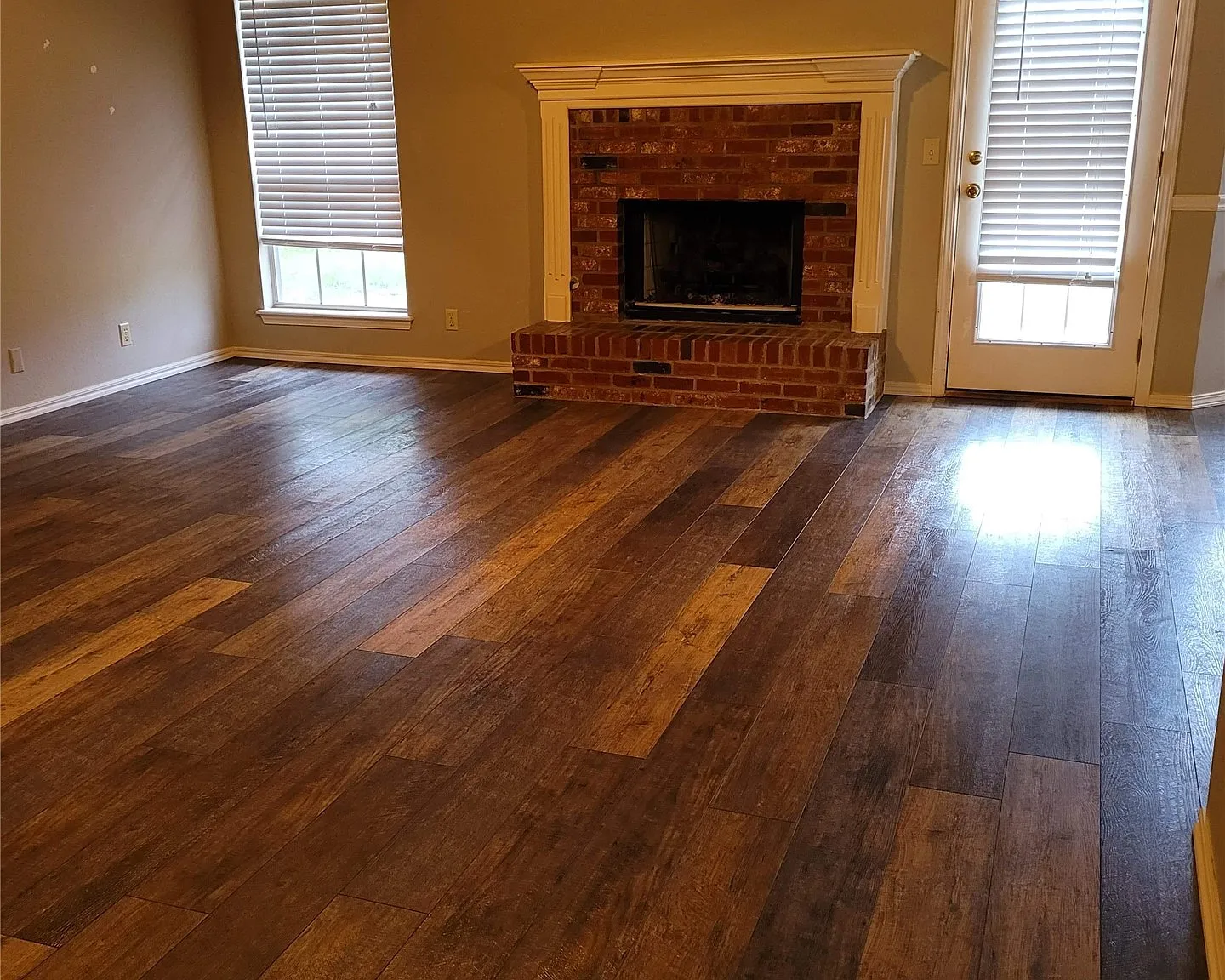 4 bed, 2.0 bath, 1679 sqft, $1,750 — Photo 2