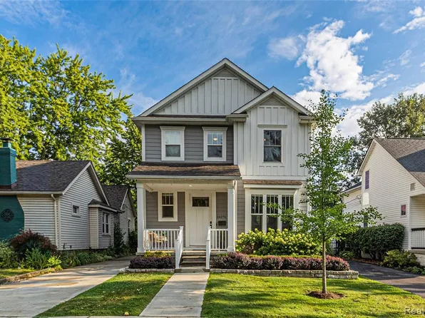 16276 Kirkshire Ave, Beverly Hills, MI 48025