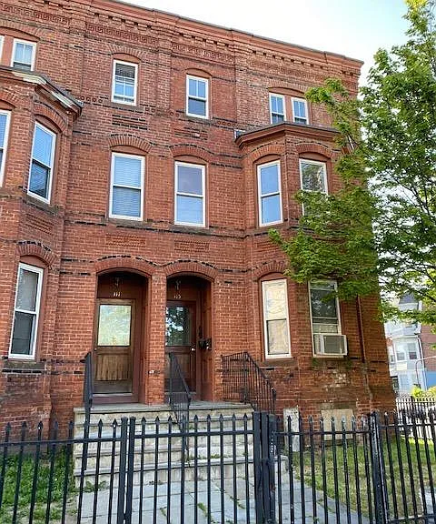 115 William St #B — Photo 1