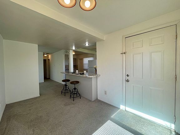 3rd image of 216 Richfield Ave