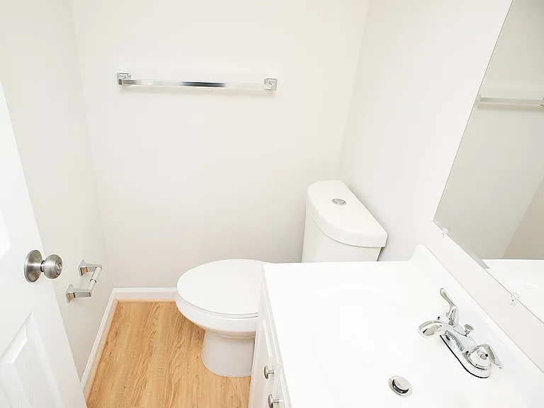 67 Heritage Ct — Photo 9