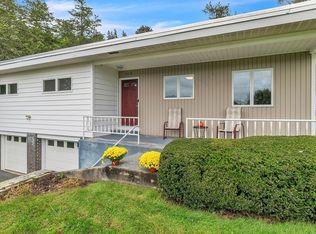 205 Dunhamtown Palmer Rd, Brimfield, MA 01010