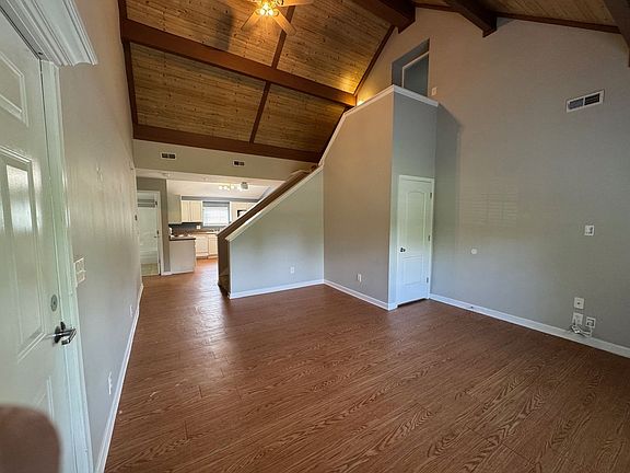 4th image of 3400 Fairmont Blvd #3402F