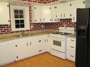 818 Maple Ave, Phoenixville, PA 19460