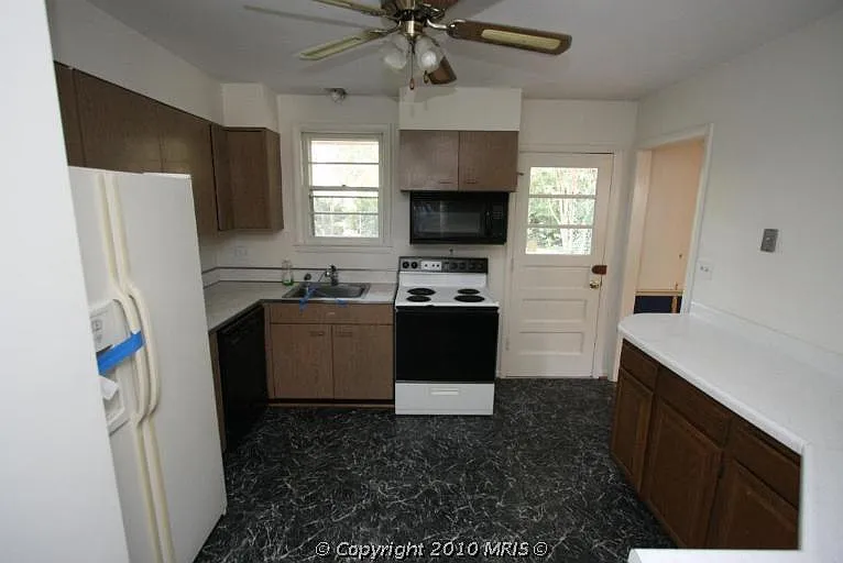 3512 Marlbrough Way — Photo 12