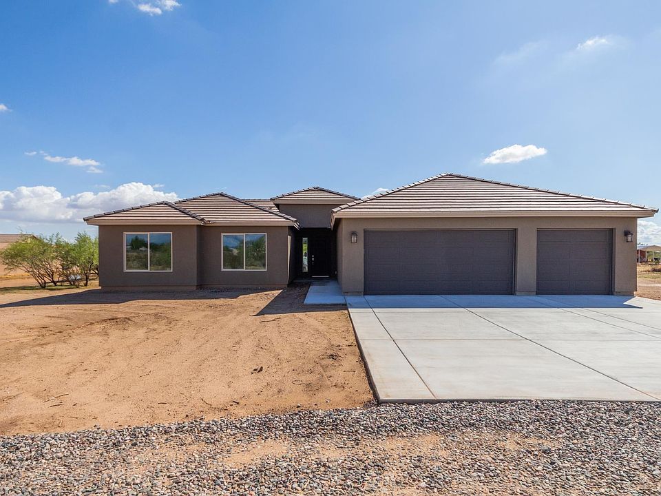 1st image of 32514 N 214th Dr