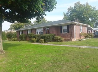 804 Fairlane Cir, Smithville, TN 37166