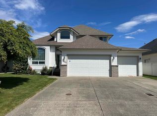 7327 Prasmount Pl, Kent, BC V0M 1A2