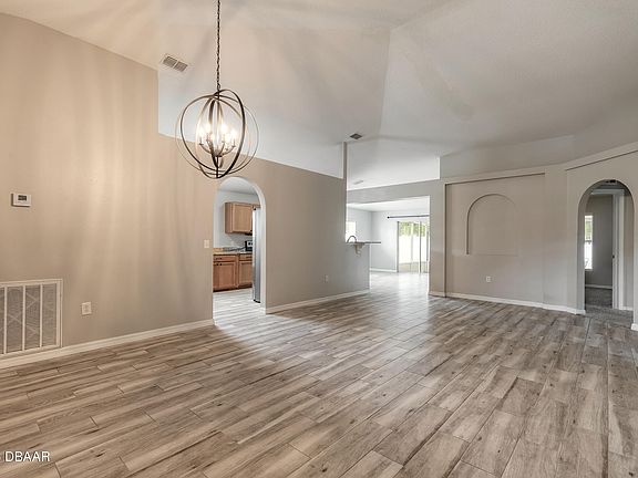 5th image of 3873 Sunset Cove Dr