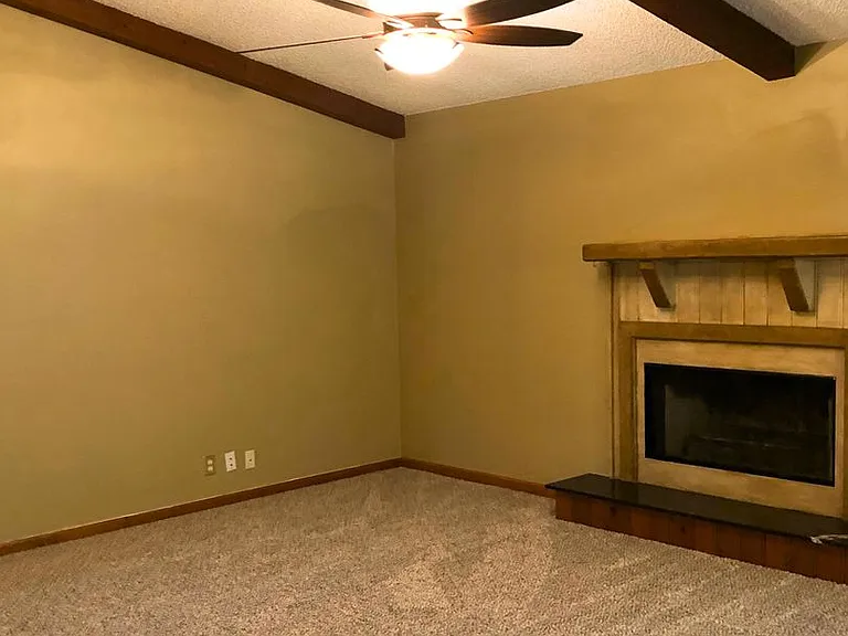 502 Hunt Club Rd — Photo 6