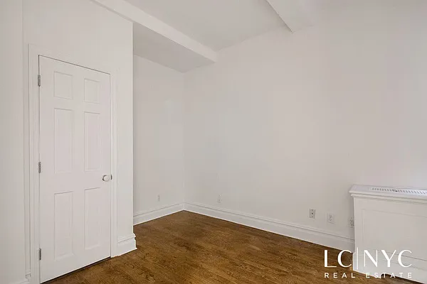 Rented by Keller Williams NYC | media 18