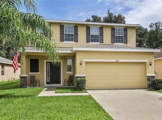 6325 Twin Bridges Dr, Zephyrhills, FL 33541