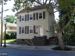 524 Philadelphia Ave, Chambersburg, PA 17201