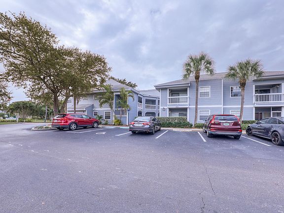 2nd image of 6801 Stonesthrow Cir N APT 15202