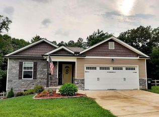 1925 Winterhawk Trl, Soddy Daisy, TN 37379