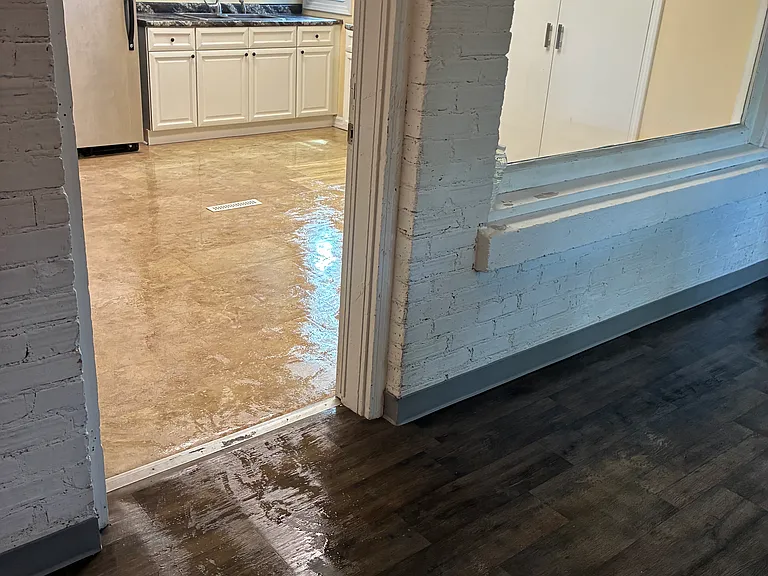 110 S Cass Ave #2-R — Photo 9