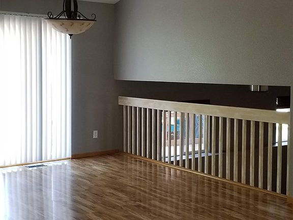 Kitchen dining area