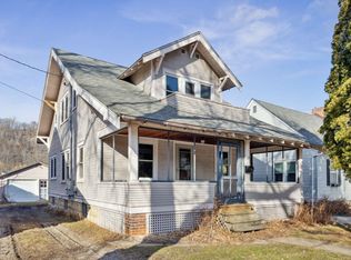 132 E 6th St, Red Wing, MN 55066