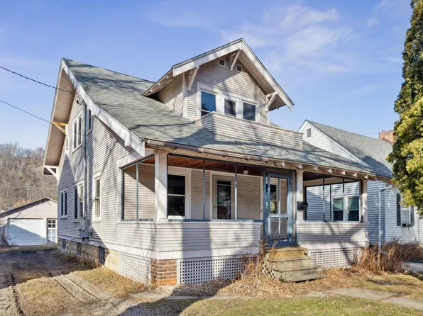 132 E 6th St, Red Wing, MN 55066