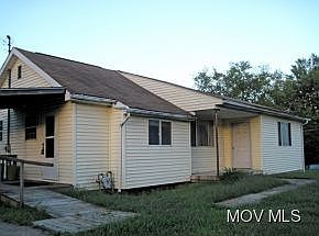 2nd image of 5015 4th Ave