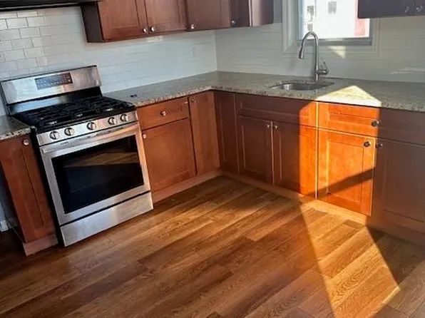 296 Avenue B image 12 of 12