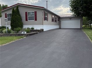 6330 Kims Dr, Victor, NY 14564