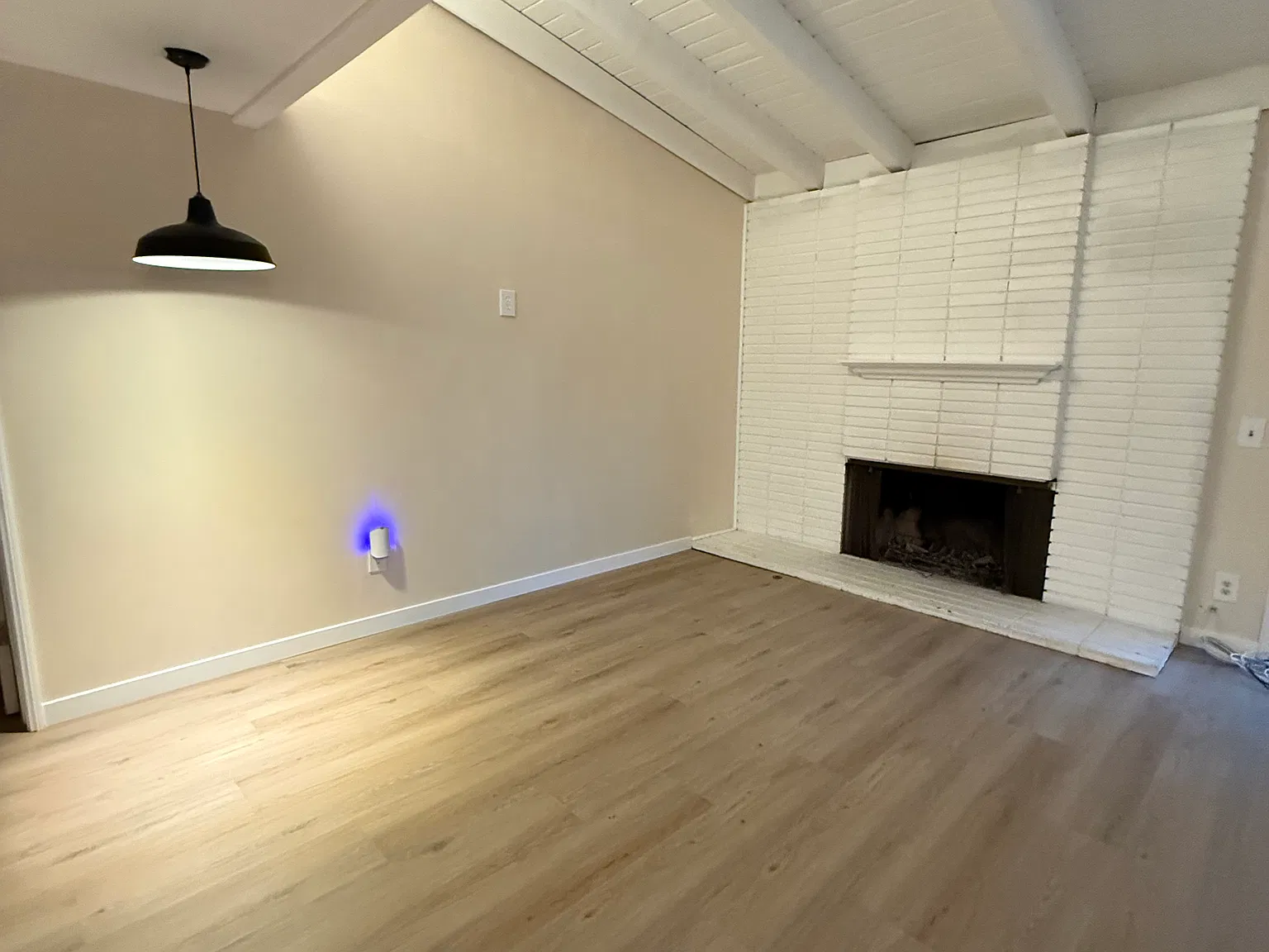 3 bed, 1556 sqft, $4,000 — Photo 4