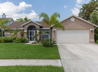 12780 Meadowbreeze Dr, Wellington, FL 33414