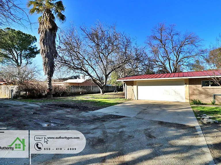 8807 Deschutes Rd — Photo 4
