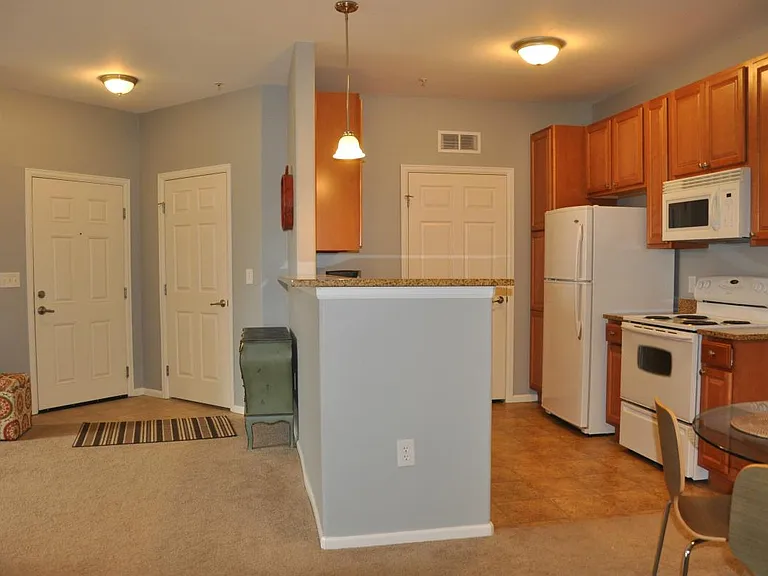 1465 Blue Sky Cir — Photo 9
