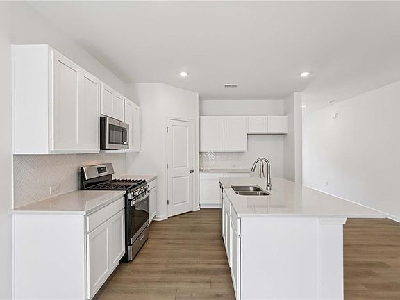 6th image of this home