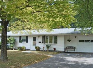 19 Arnold St, Holbrook, MA 02343