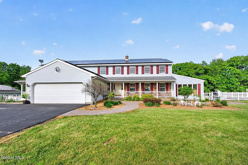 3rd image of 282 Hays Road