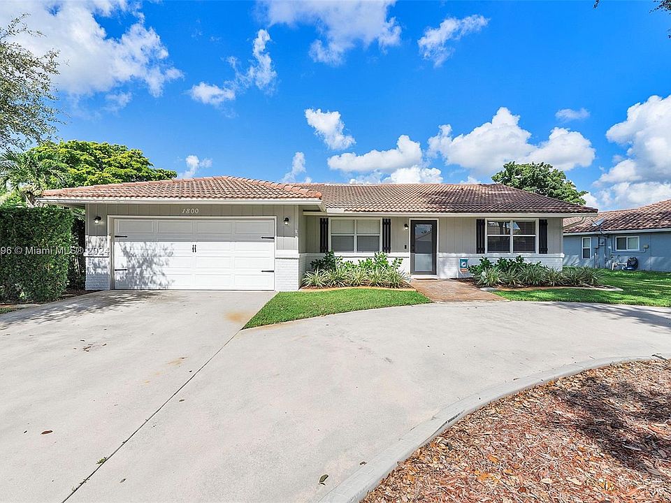 1st image of 1800 NW 107th Dr