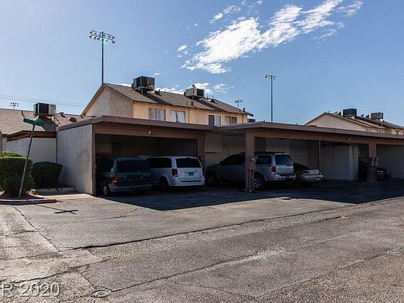 3rd image of 3116 Chadford Pl