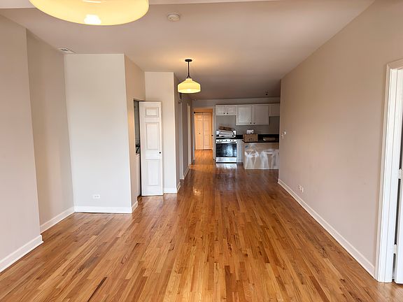 5th image of 1536 N Milwaukee Ave #4