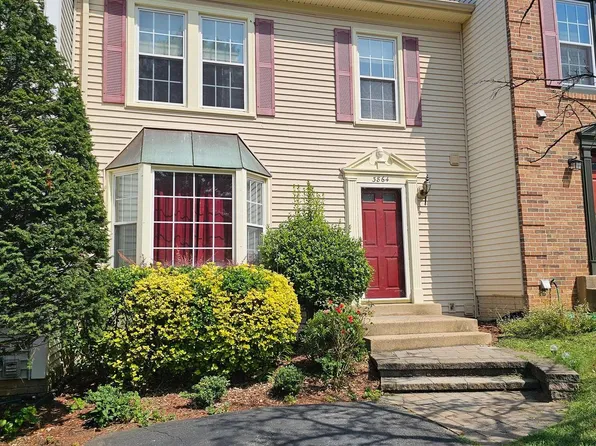 3864 Mohr Oak Ct, Fairfax, VA 22033