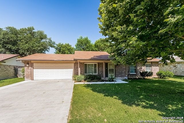 1st image of 8311 Bluff Bend Dr