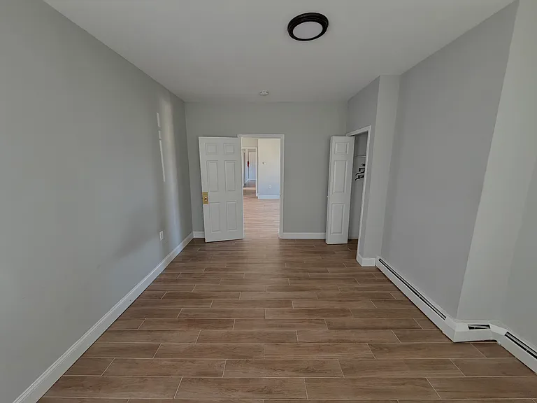430 Union Ave #3 — Photo 8