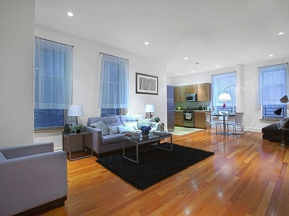 3rd image of 154 W 70th St #3FG