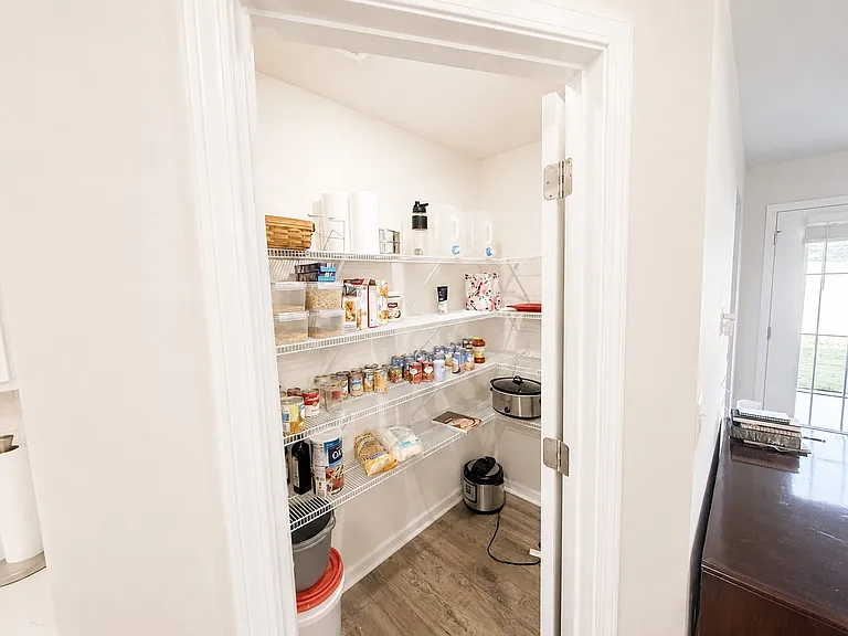 227 Stonyway Ln — Photo 7