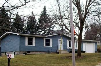 1st image of 431 Hillsdale St
