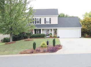 104 Shady Hill Ct, Fort Mill, SC 29715